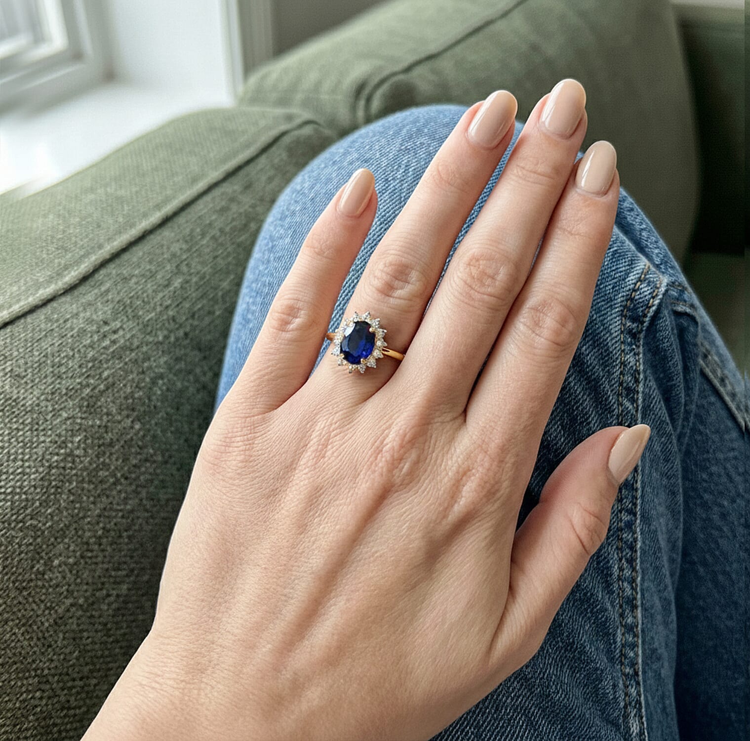 Princess Diana Inspired Halo Ring in Sterling Silver