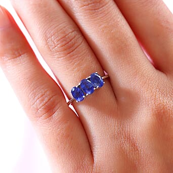https://tjcuk.sirv.com/Products/74/4/7442424/Fissure-Filled-Blue-Sapphire-Trilogy-Ring-in-Platinum-Overlay-Sterling_7442424_2.jpg?w=342&h=342
