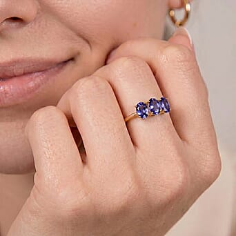 https://tjcuk.sirv.com/Products/74/4/7442518/Tanzanite-Trilogy-Ring-in-18K-Vermeil-Yellow-Gold-Over-Sterling-Silver_7442518_1.jpg?w=342&h=342