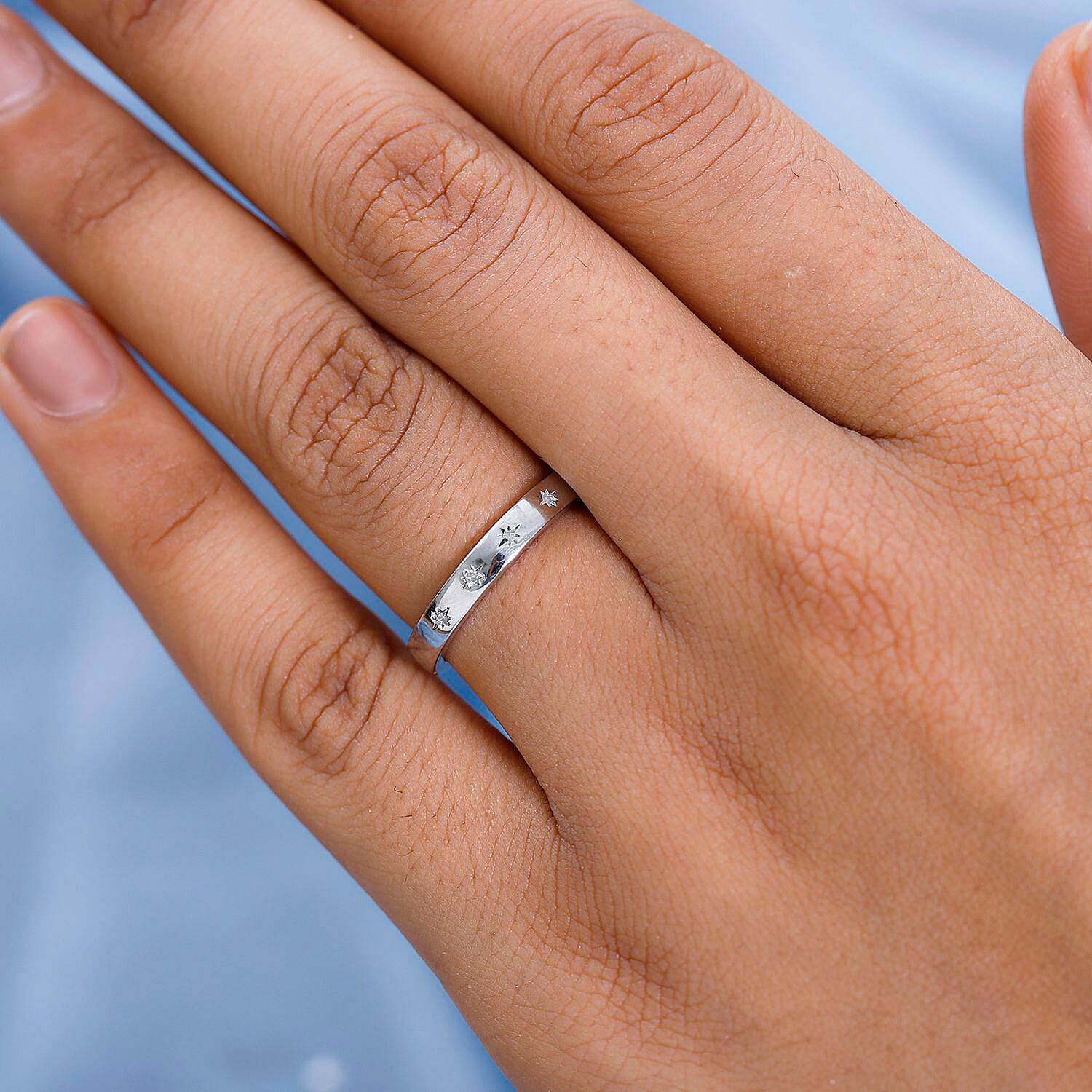 Diamond Ring in Sterling Silver 0.030 Ct.