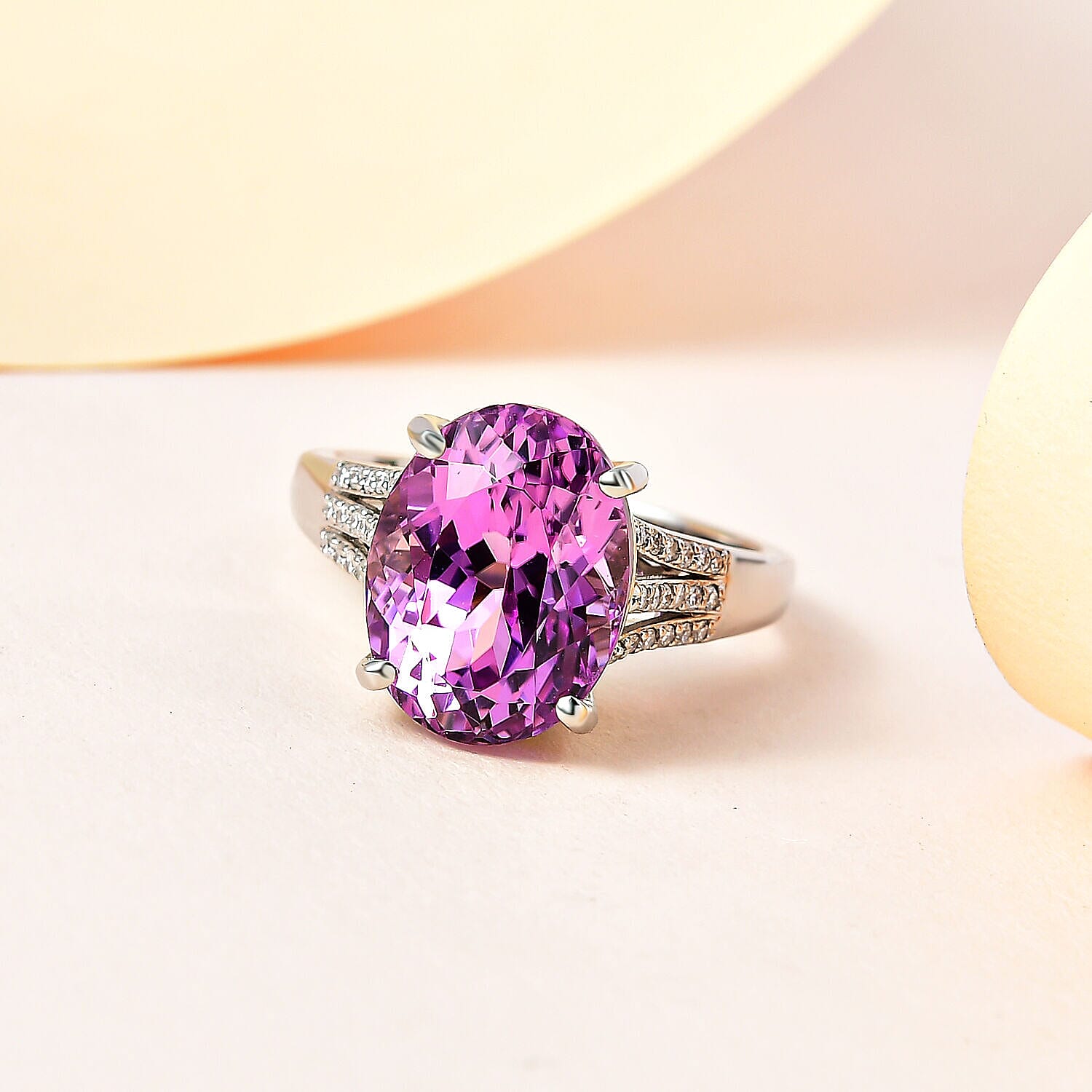 RHAPSODY 950 Platinum AAAA Patroke Kunzite and Diamond (VS-E-F) Ring 8.79 Ct, Platinum Wt. 7.31 Gms