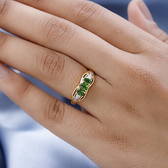 https://tjcuk.sirv.com/Products/74/8/7486482/Natural-Chrome-Diopside-3-Stone-Ring-in-18K-Vermeil-Yellow-Gold-Plated_7486482_2.jpg?w=342&h=342