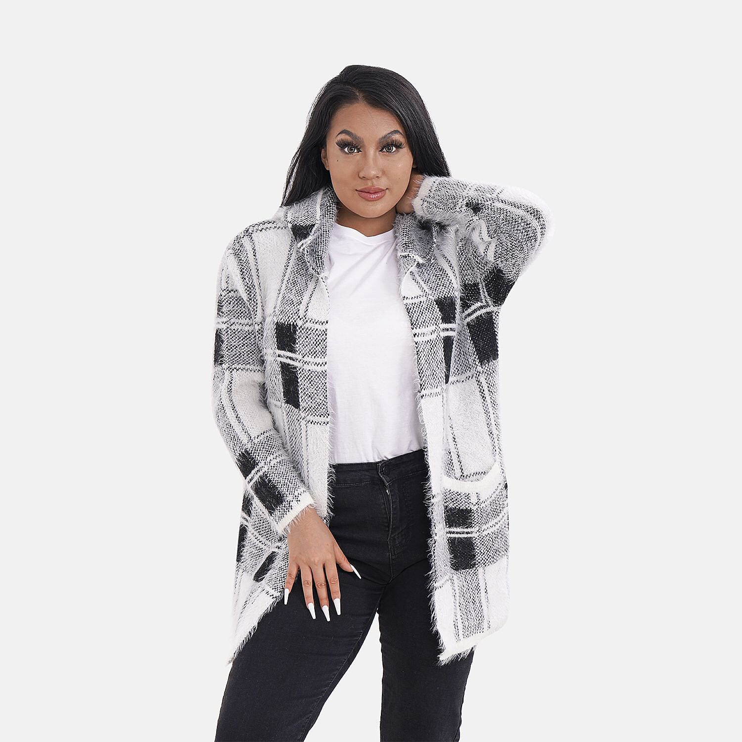 Check Pattern Winter Hoodie Coatigan - Black & White