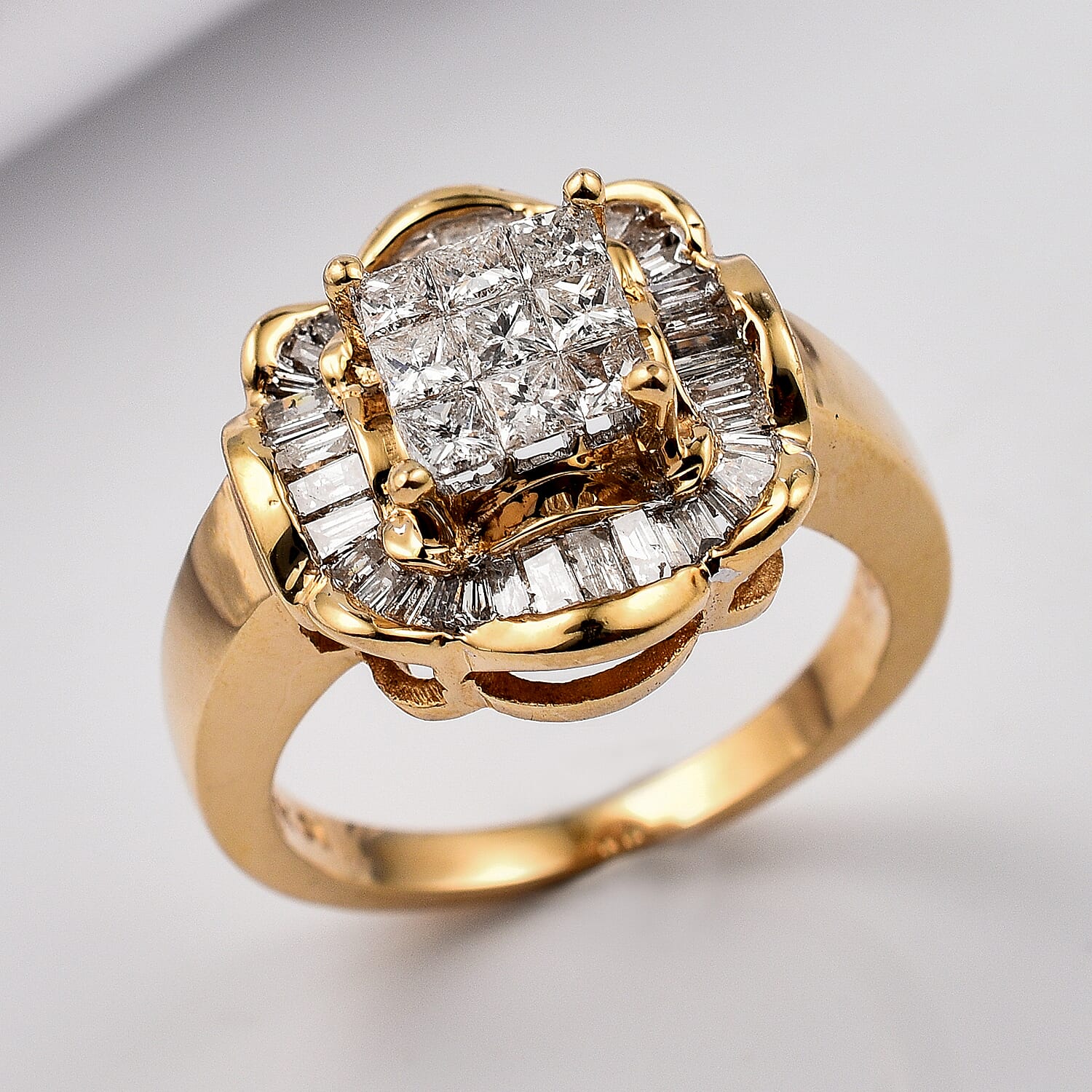Manhattan CloseOut- 14K Yellow Gold Diamond (SI-I1-G-H) Ring 1.00 Ct, Gold Wt. 6.50 Gms.