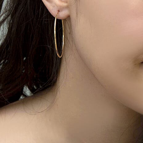 9K Yellow Gold  Earring,  Gold Wt. 0.9 Gms