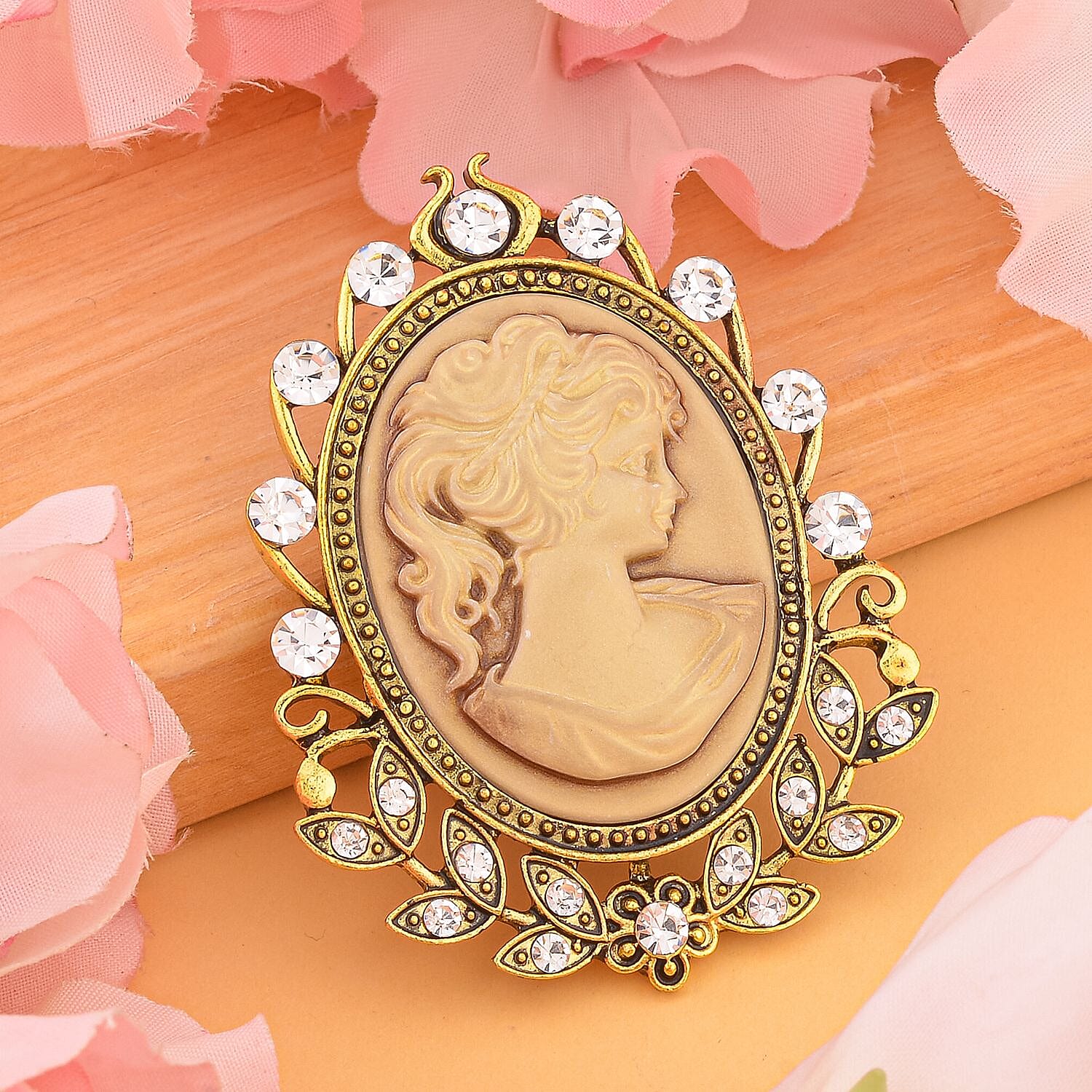Brown Cameo & White Crystal Brooch in Yellow Gold Tone 10.01 Ct.