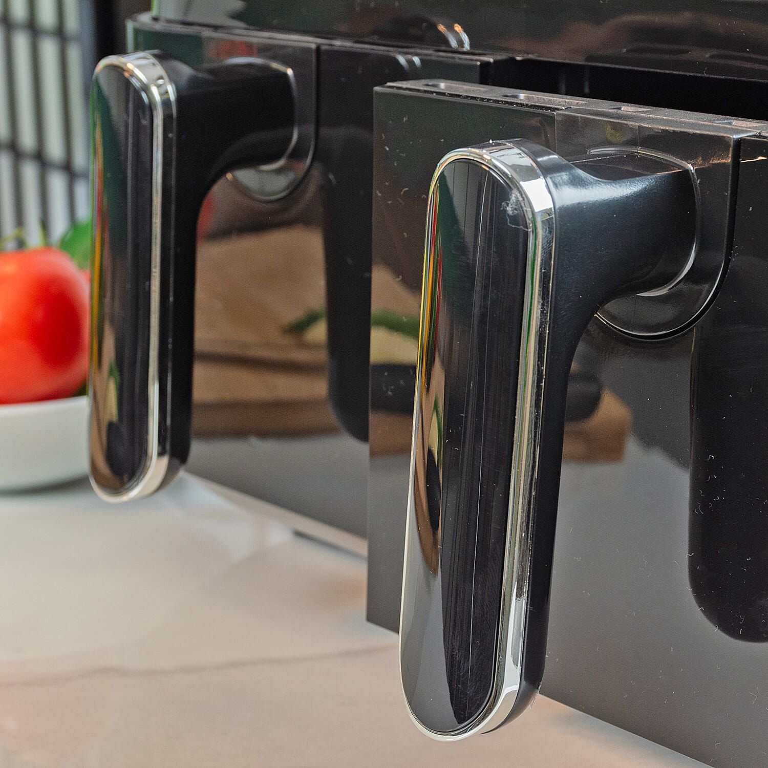 Homesmart Dual Air Fryer - Air Fry, Roast, Bake, Reheat - Uses little to no oil, Dishwasher Safe  (4L-4L Draws - 2x1400W) - Black