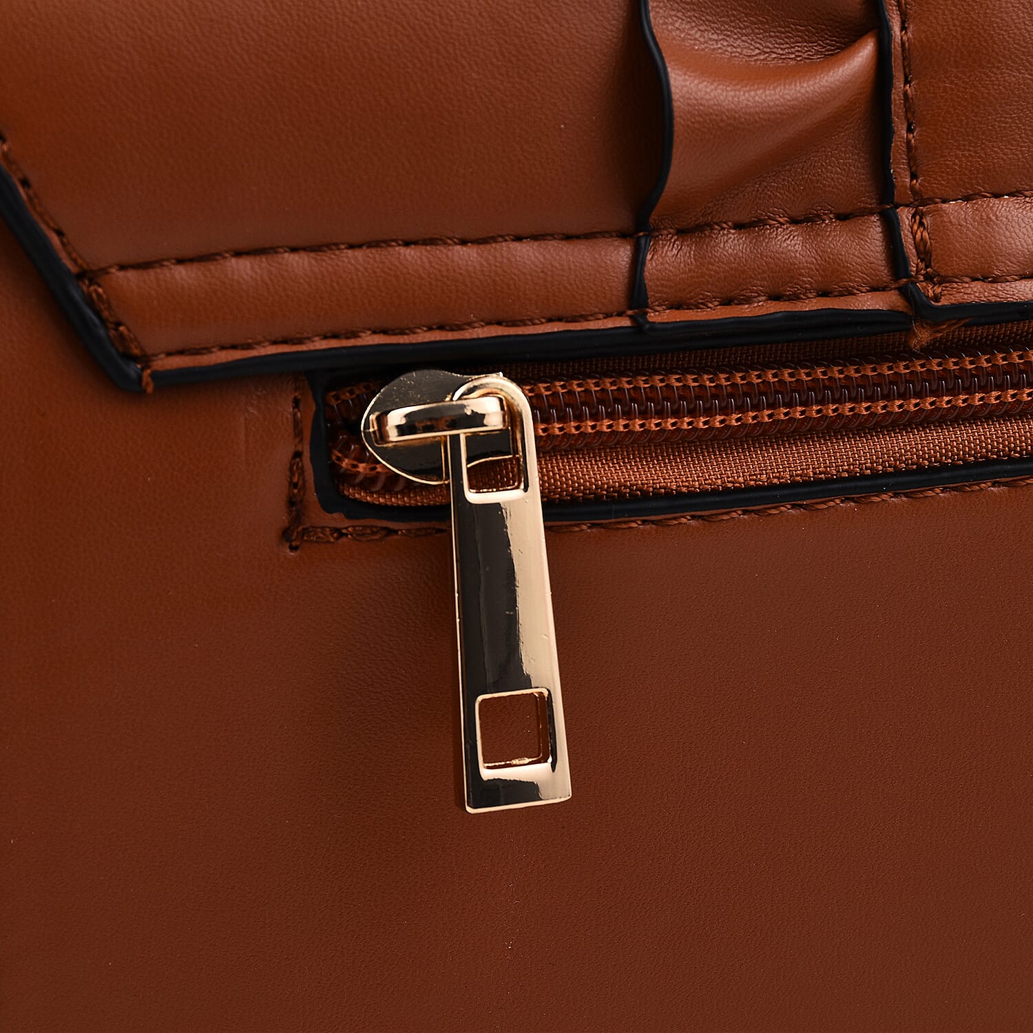 Hong Kong Closeout -Florence Frill Detail Handbag with Shoulder Strap (Size 21x14x7 cm) - Burgundy