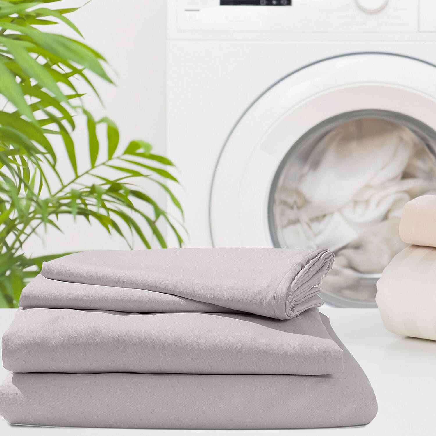 Set of 4 - Flat & Fitted Bedsheets with 2 Pillow Cases