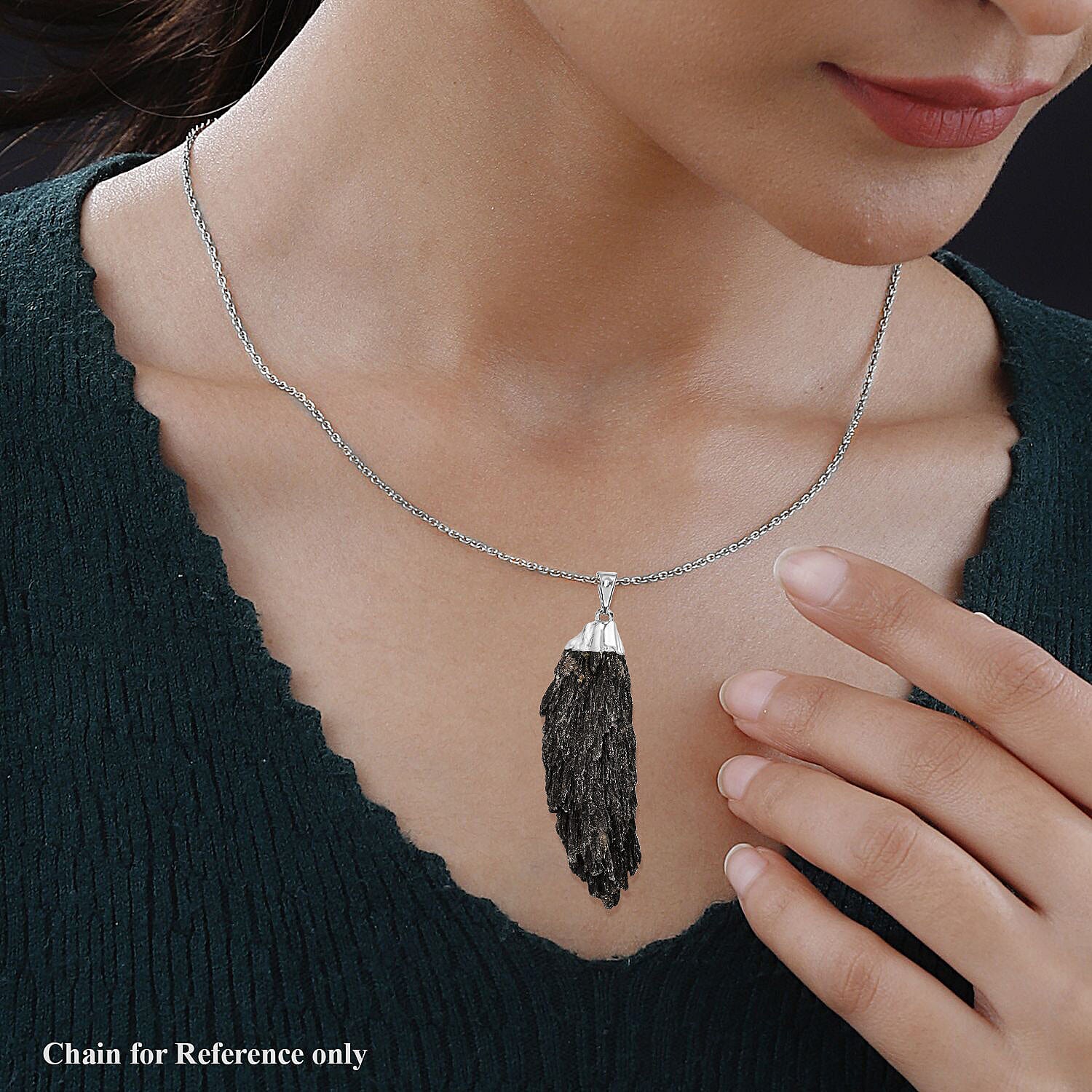 Jaipur Closeout Free Form Natural Black Kyanite Pendant in Silver Tone 15.00 Ct