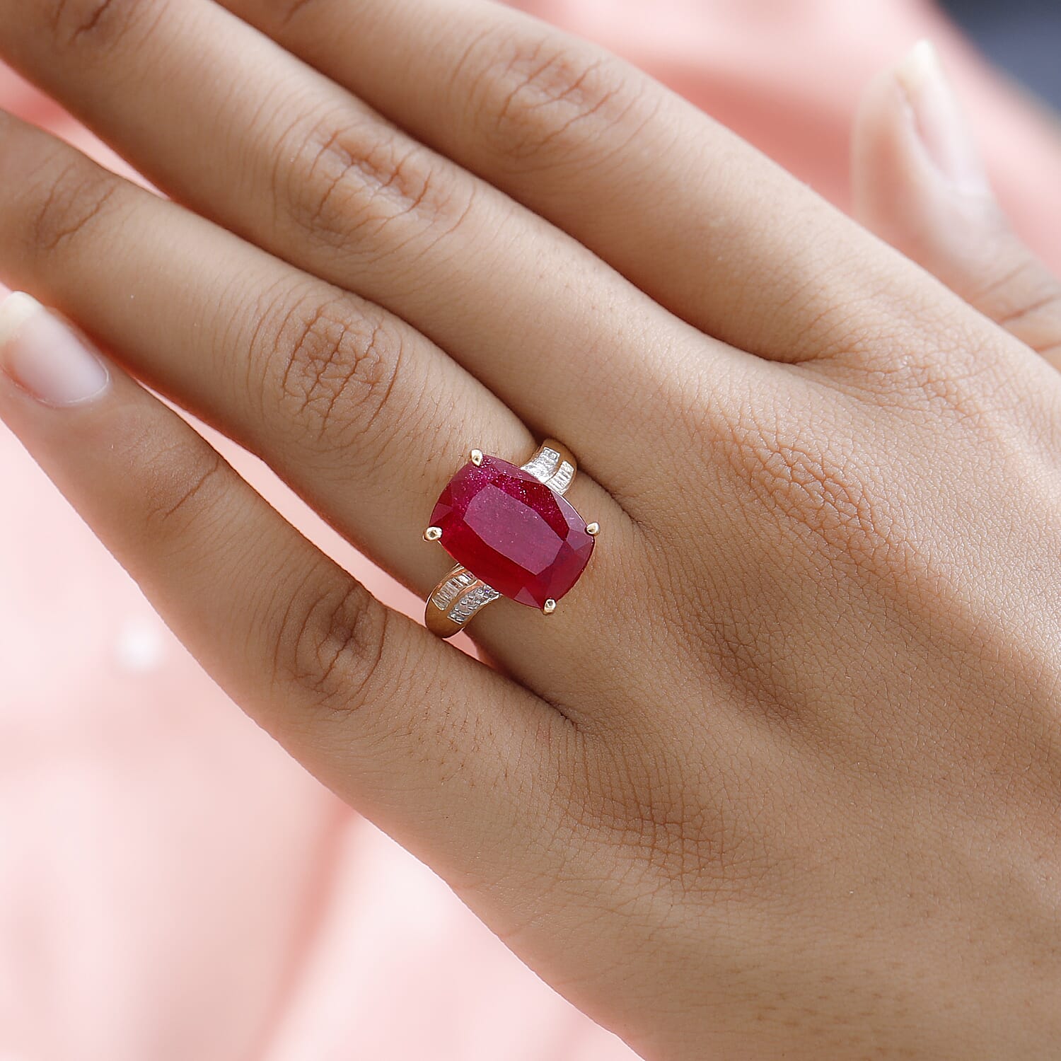 Tucson Special - 9K Yellow Gold African Ruby & Diamond Ring 8.91 Ct.