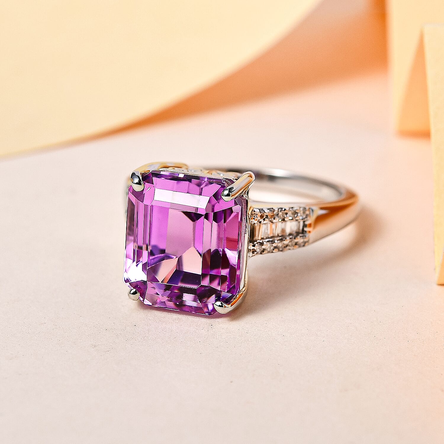 RHAPSODY 950 Platinum AAAA Patroke Kunzite and Diamond (VS - E-F) Ring 9.19 Ct, Platinum Wt. 5.71 Gms