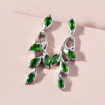 https://tjcuk.sirv.com/Products/75/1/7519466/Chrome-Diopside-Leaf-Pattern-Dangle-Earrings-in-Platinum-Plated-Sterli_7519466_1.jpg?w=342&h=342