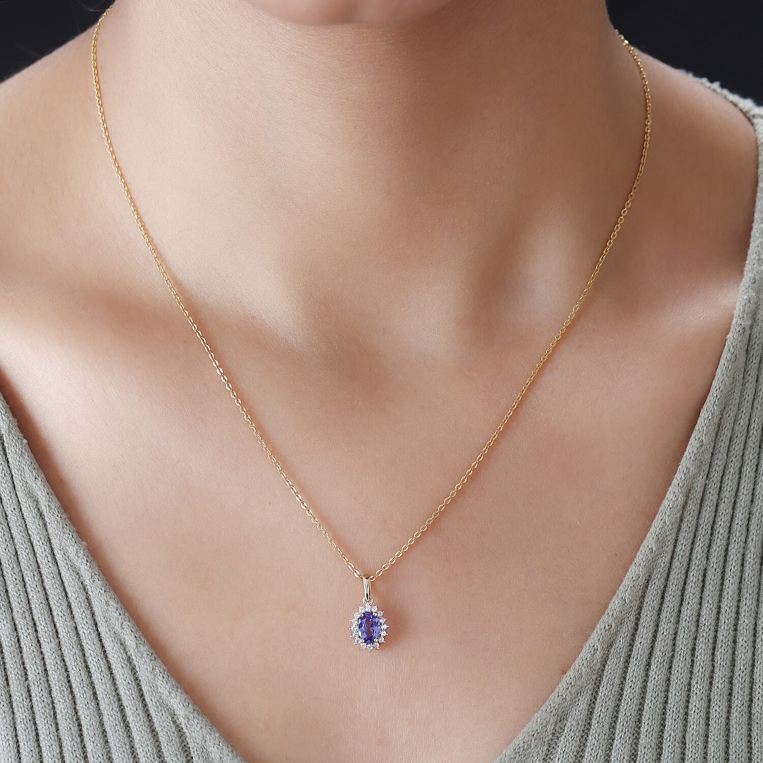 9K Yellow Gold Tanzanite and Natural Cambodian Zircon Pendant 1.00 Ct.