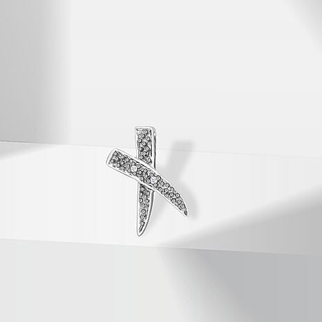 9K White Gold Diamond Kiss Pendant 0.01 Ct