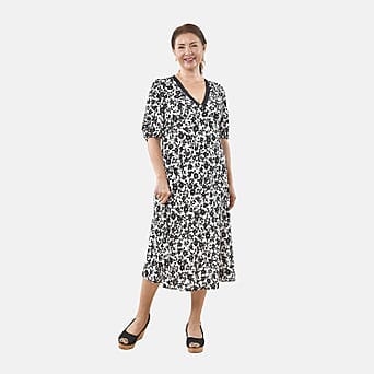 https://tjcuk.sirv.com/Products/75/2/7523399/Tamsy-Viscose-Flower-Dress-Size-115x36-Black-White_7523399.jpg?w=342&h=342