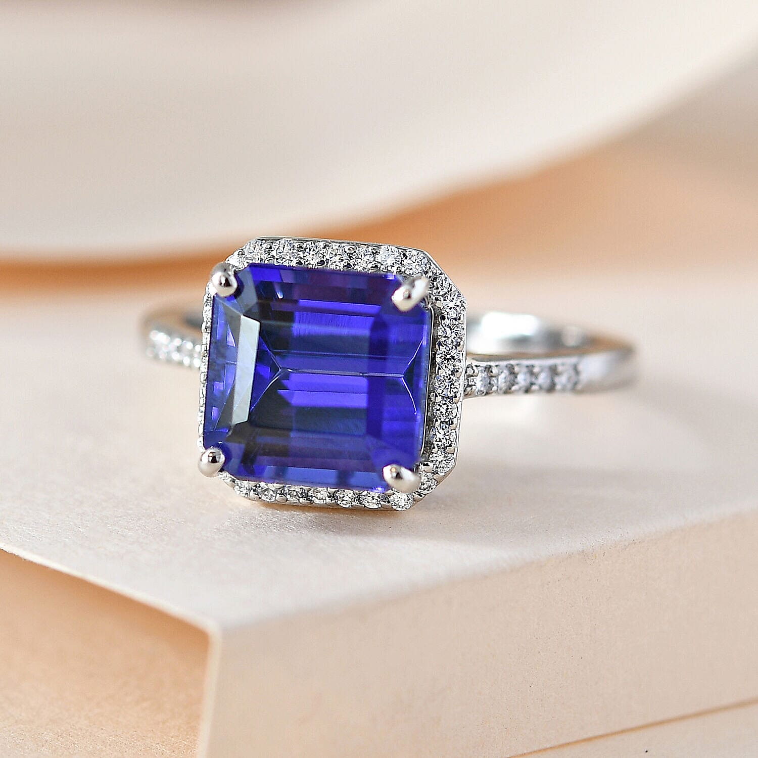 RHAPSODY 950 Platinum AAAA Tanzanite and Diamond( VS-E-F) Ring 5.55 Ct, Platinum Wt. 5.40 Gms RHAPSODY 950 Platinum AAAA Tanzanite and Diamond( VS-E-F) Ring 5.55 Ct, Platinum Wt. 5.40 Gms