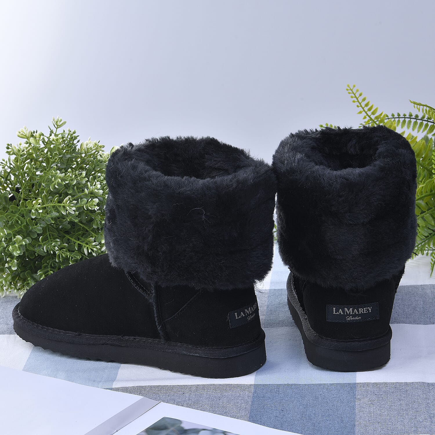 LA MAREY Faux Fur Winter Boots (Size 3) - Black