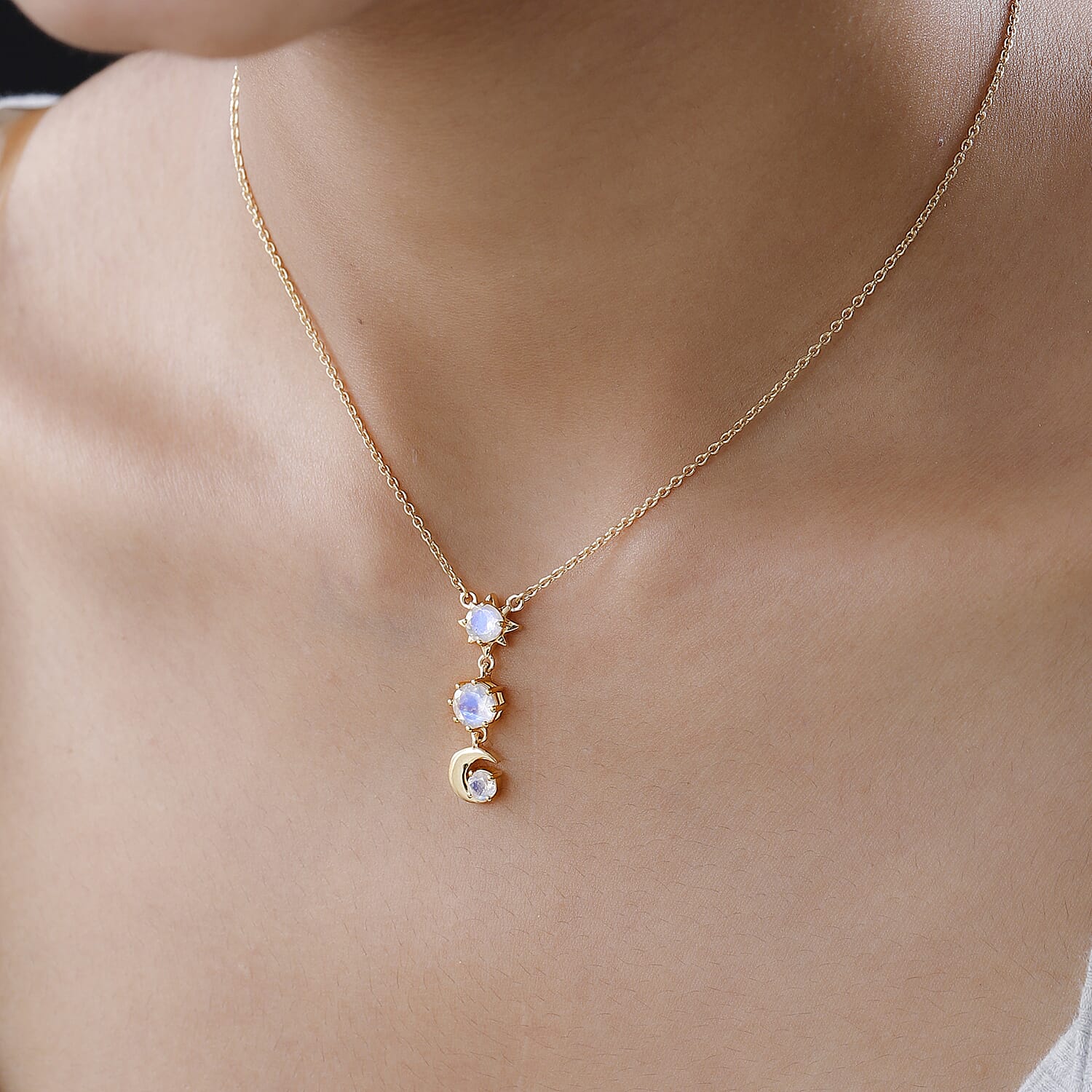 Premium Rainbow Moonstone Necklace (Size - 20) in 18K Yellow Gold Vermeil Plated Sterling Silver 1.84 Ct.