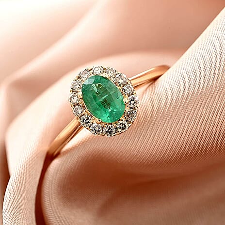 14K Yellow Gold  AAA   Zambian Emerald ,  White Diamond  I2 Ring 1.05 ct,  Gold Wt. 2.66 Gms  1.050  Ct.