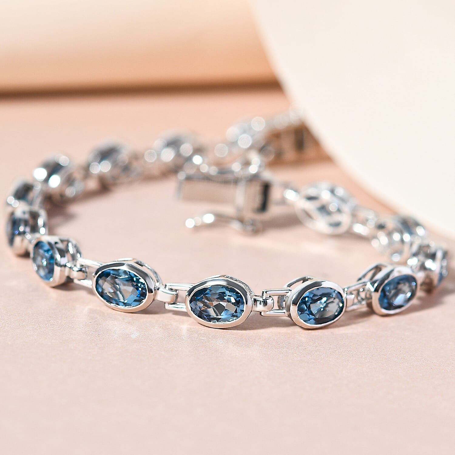 London Blue Topaz Bracelet (Size - 7.5) in Platinum Overlay Sterling Silver 13.39 Ct, Silver Wt. 9.20 Gms