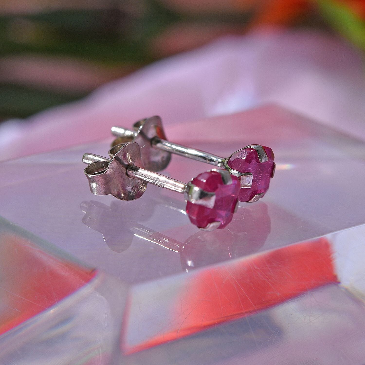 9K White Gold AA African Ruby Earring 1.14 ct, Gold Wt. 0.25 Gms 1.140 Ct.