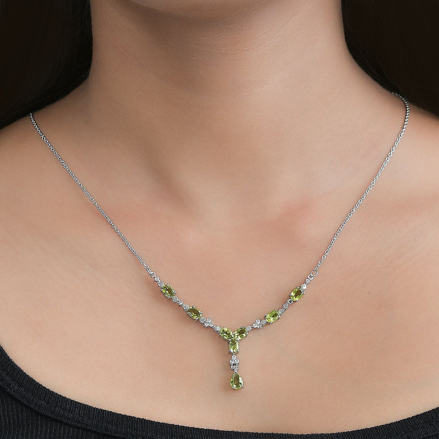 Hebei Peridot and Natural Zircon Necklace (Size - 20)