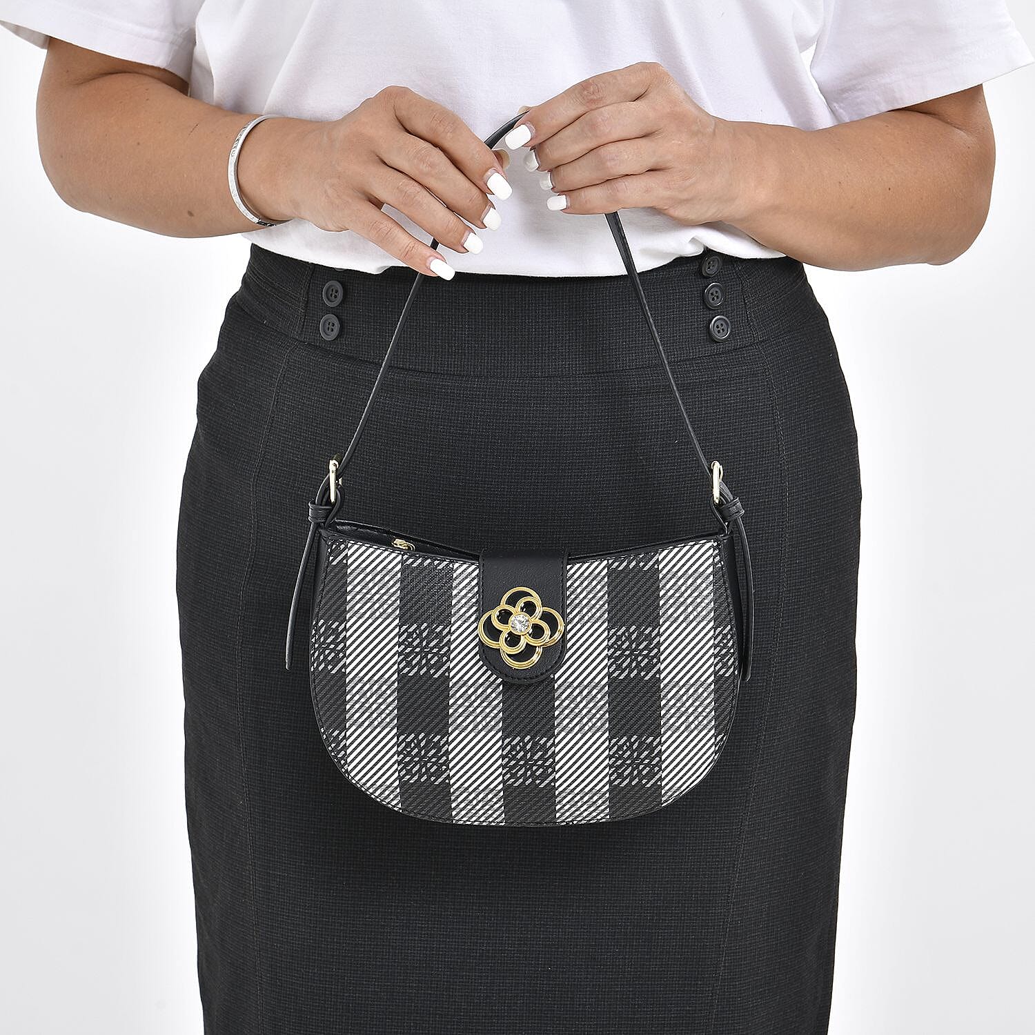 Closeout Deal Checkered Pattern Shoulder Bag - Black & White