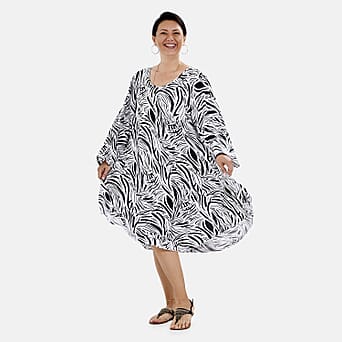 https://tjcuk.sirv.com/Products/75/4/7546524/Tamsy-Viscose-Blade-Dress-Size-140x1-cm-Black-White-Black-and-White_7546524.jpg?w=342&h=342