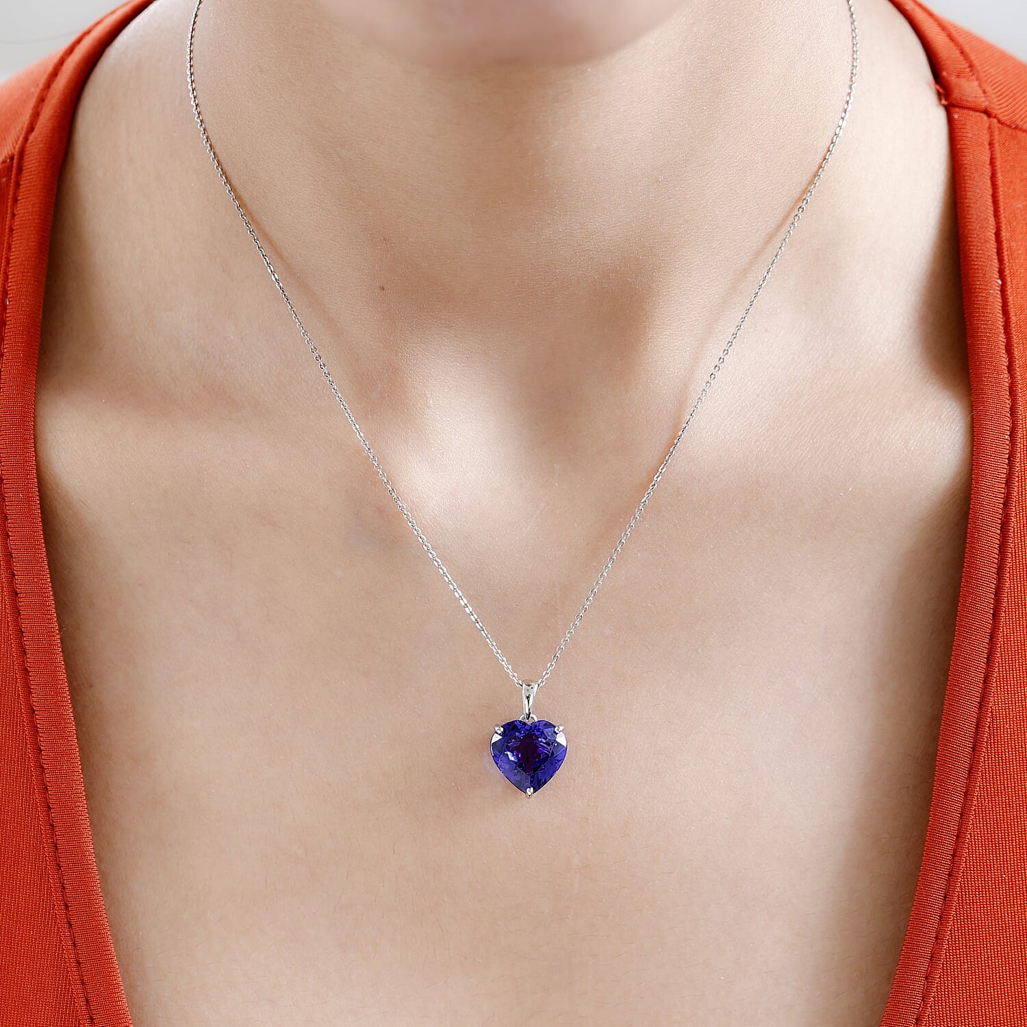 950 Platinum AAAA Tanzanite Heart Pendant 6.12 Ct