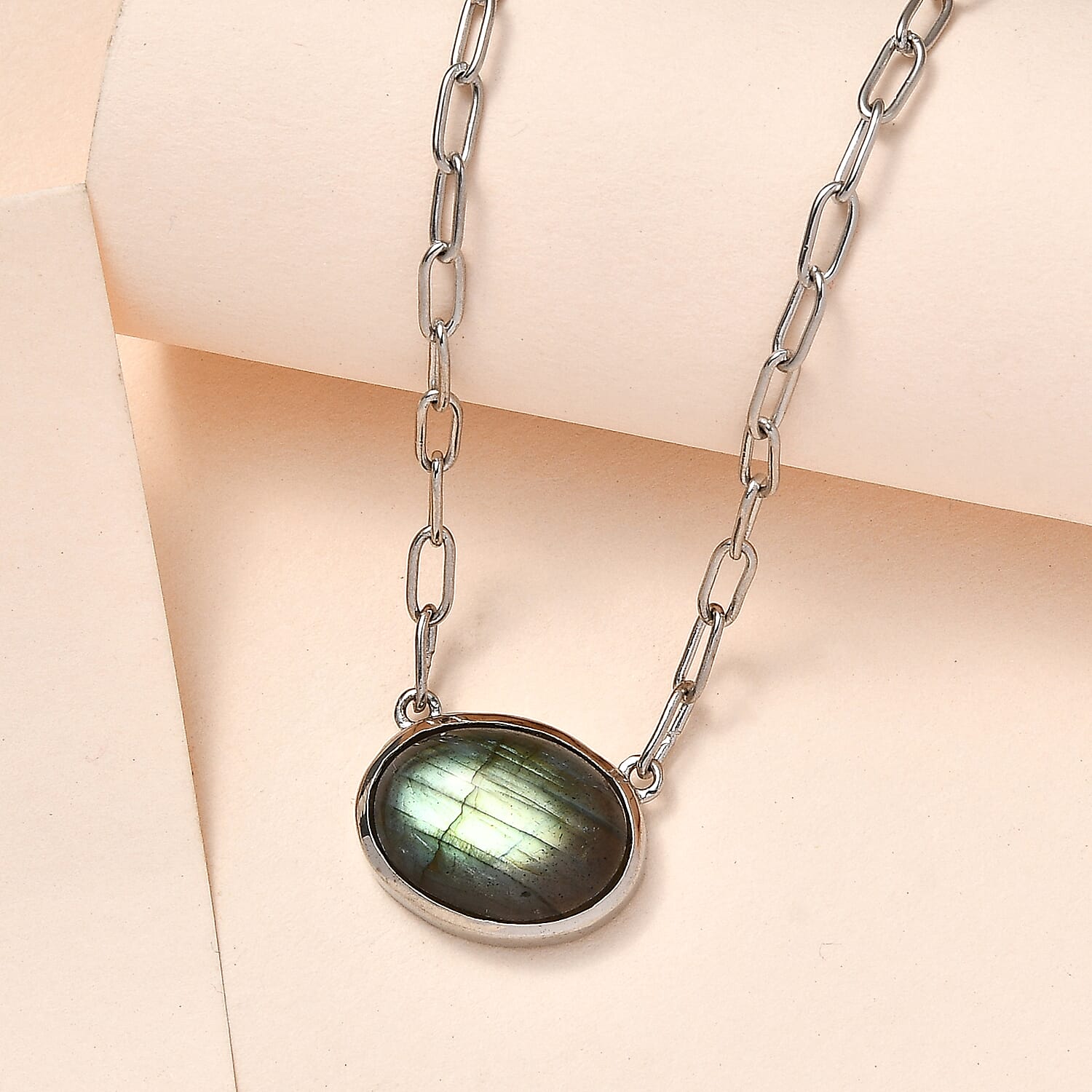 Labradorite Necklace (Size - 20) in Platinum Overlay Sterling Silver 9.23 Ct, Silver Wt. 6.47 Gms