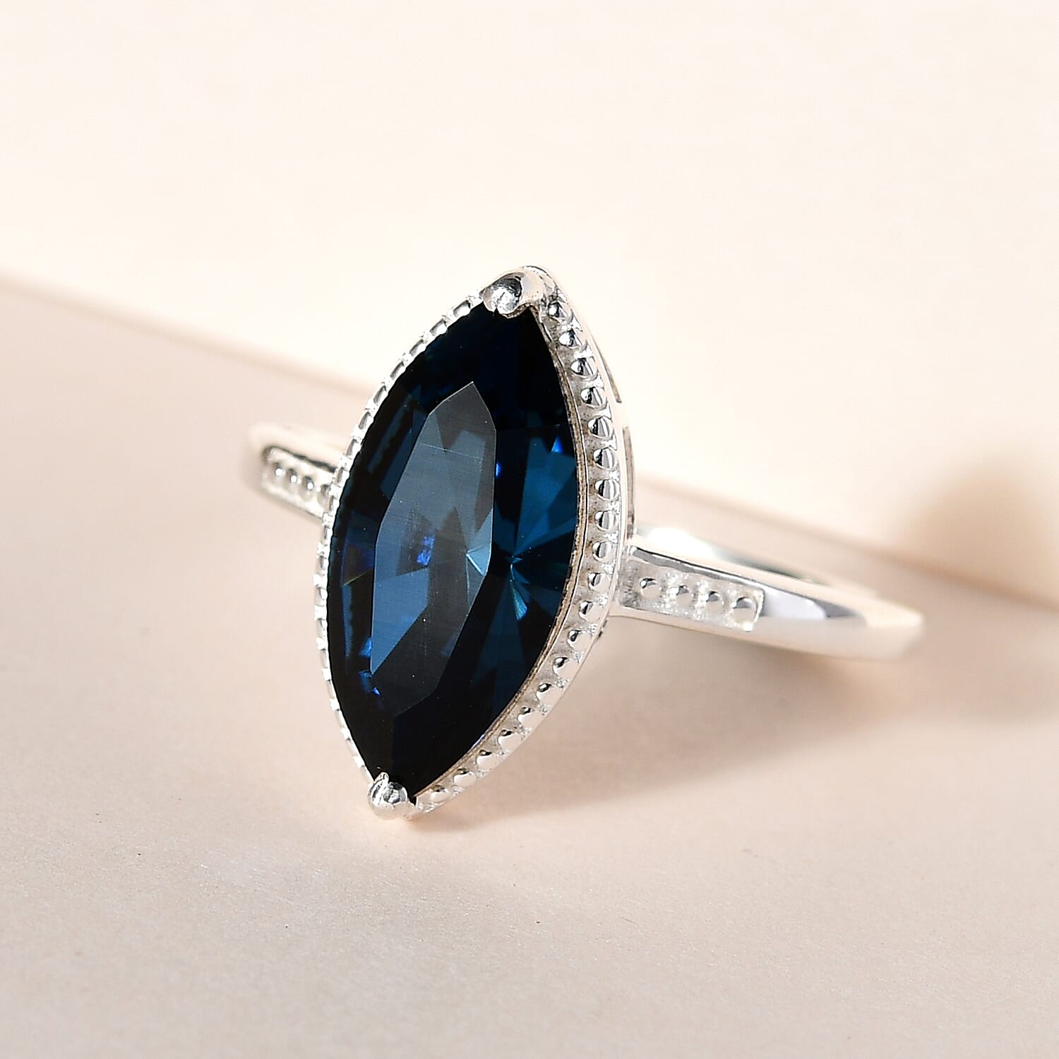 Montana Austrian Crystal Solitaire Ring Sterling Silver