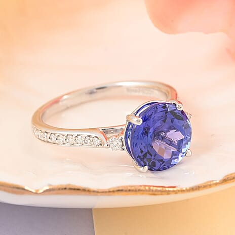 950 Platinu  AAAA  Tanzanite & White Diamond VS Ring 3.25 Ct, Platinum Wt. 4.79 Gms