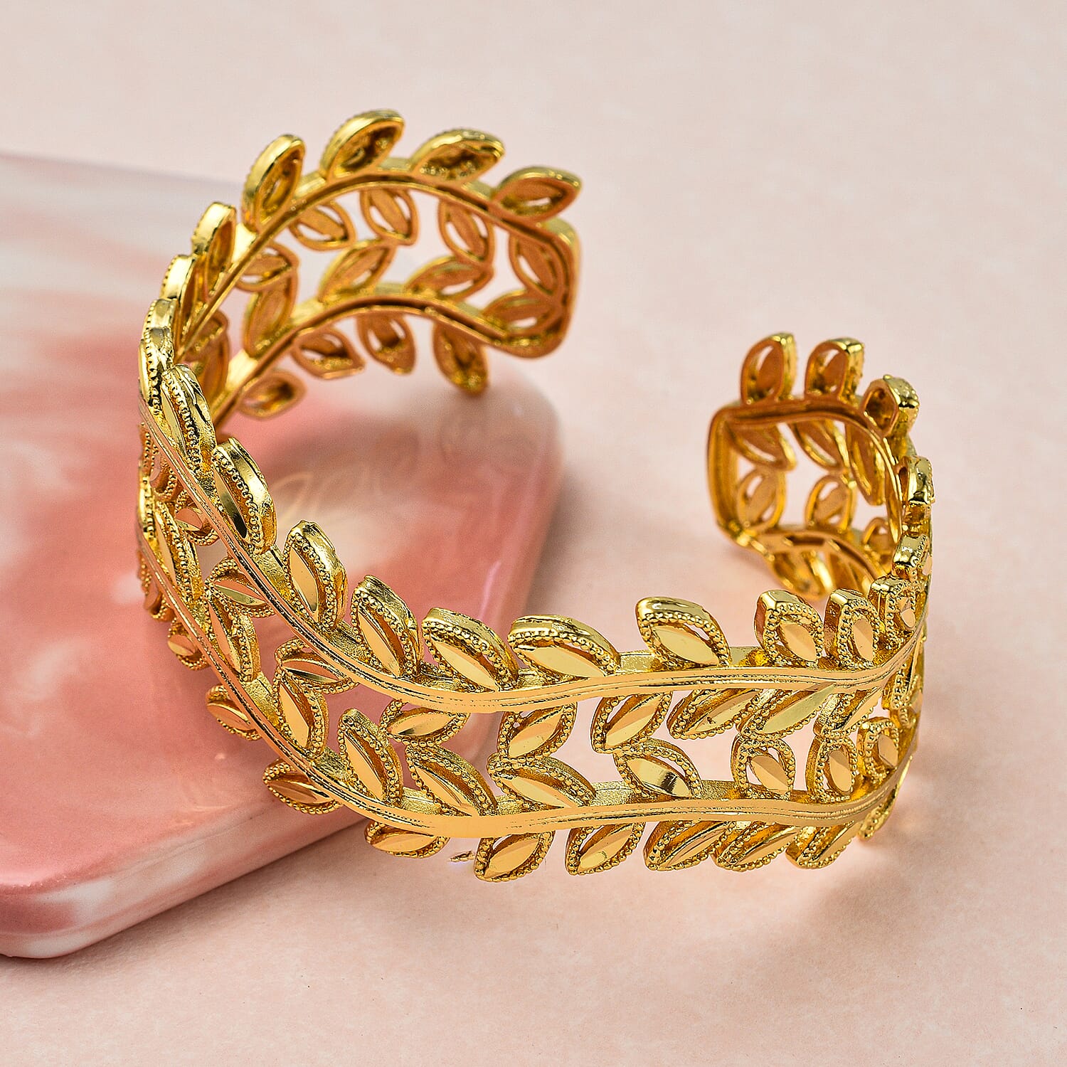 Designer Adjustable Bangle (Size 7) in Yellow Gold Tone