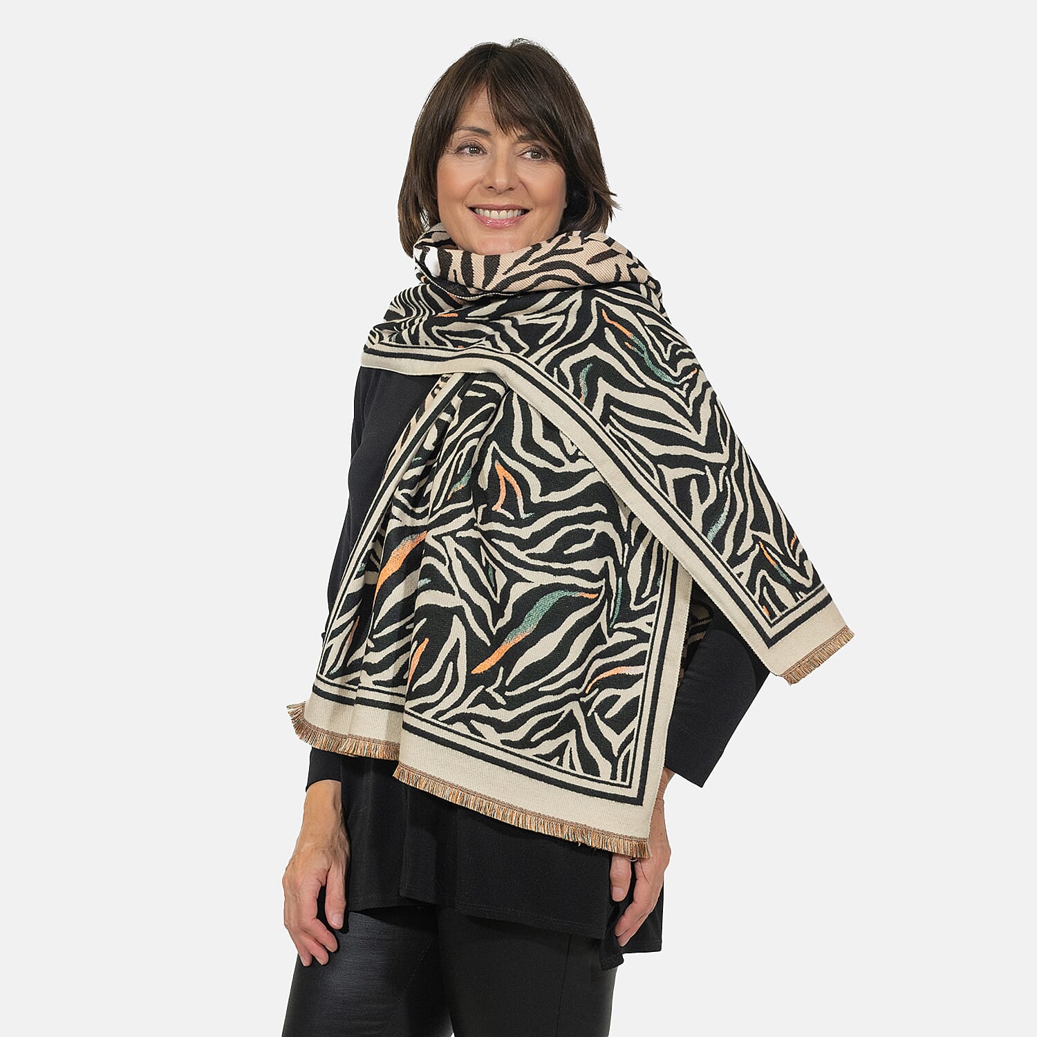 Closeout Deal - New Arrival Fluffy Scarf - Beige & Black