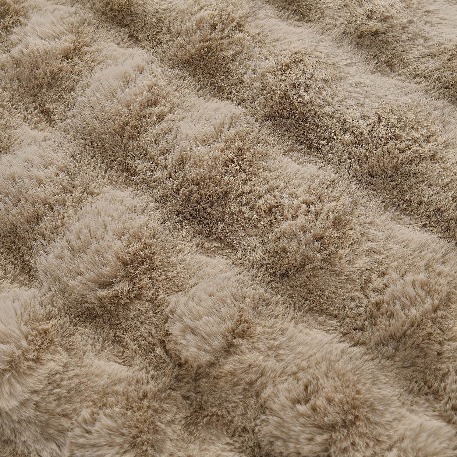 Deluxe Range- Super Soft Faux Fur Double Layer Blanket (Size 200x150) - Natural