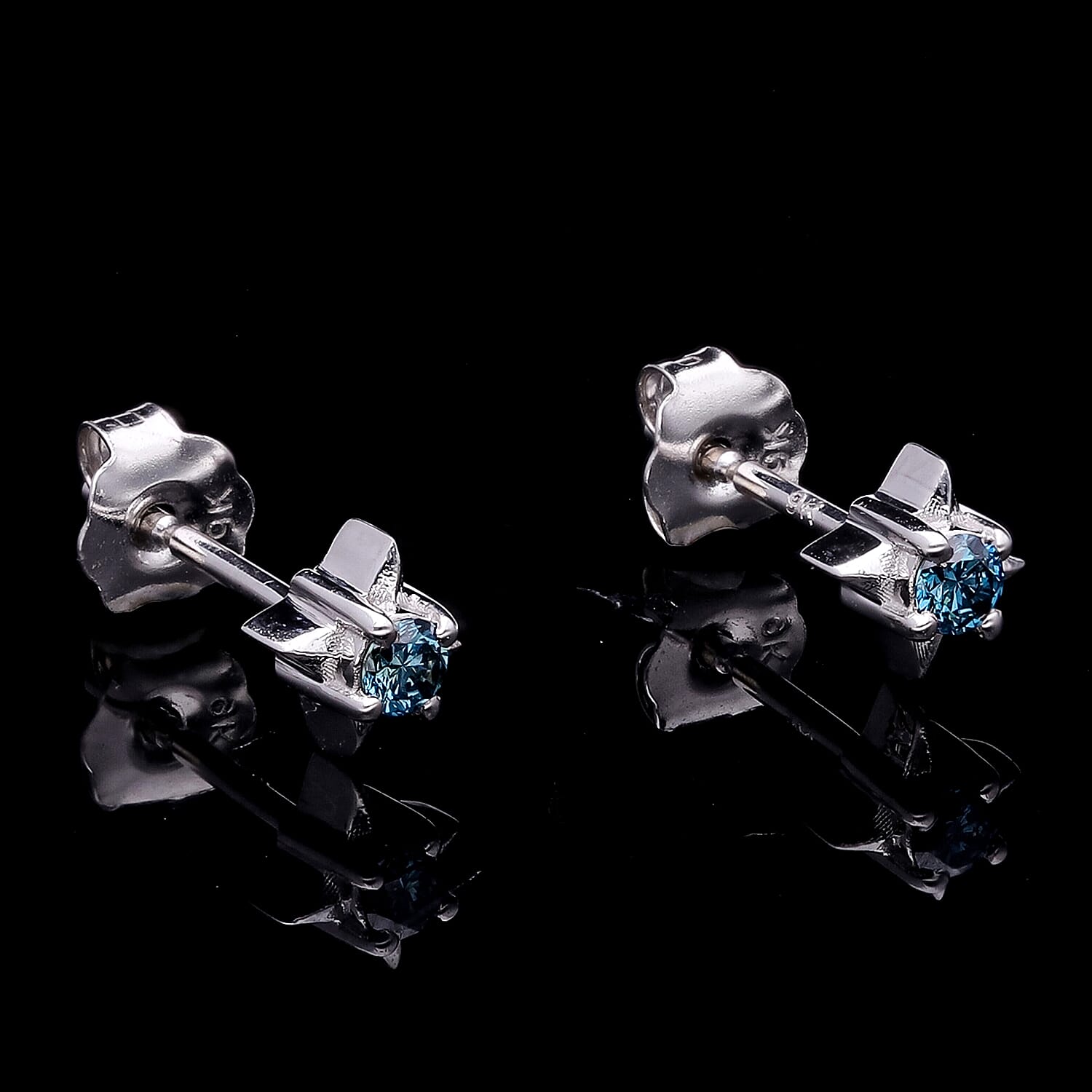 9K White Gold Blue Diamond Star Stud Earrings 0.10 Ct
