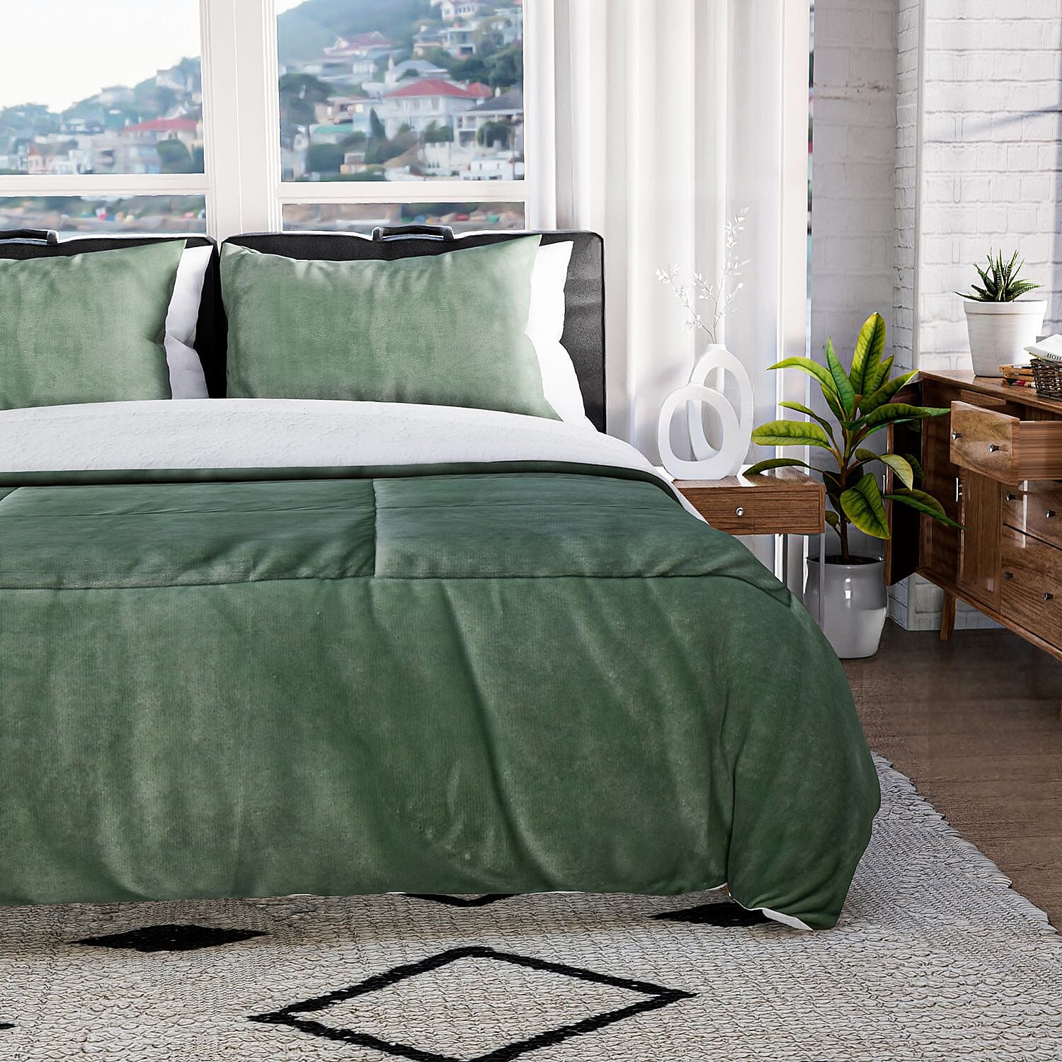 NEW - Sherpa Comforter & 2 Pillow Cases - Navy