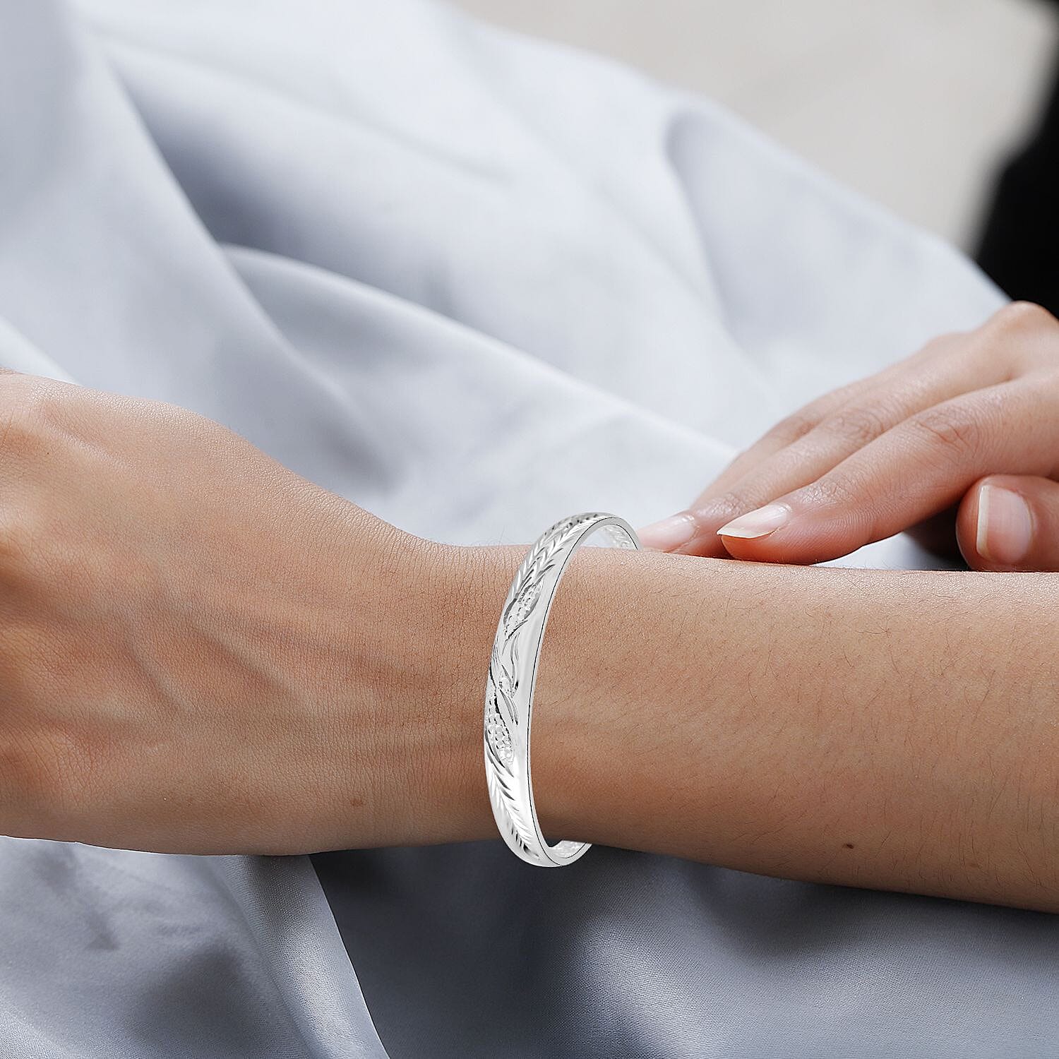 Leaf Pattern Adjustable Cuff Bangle (Size 6.5 - 7.5)