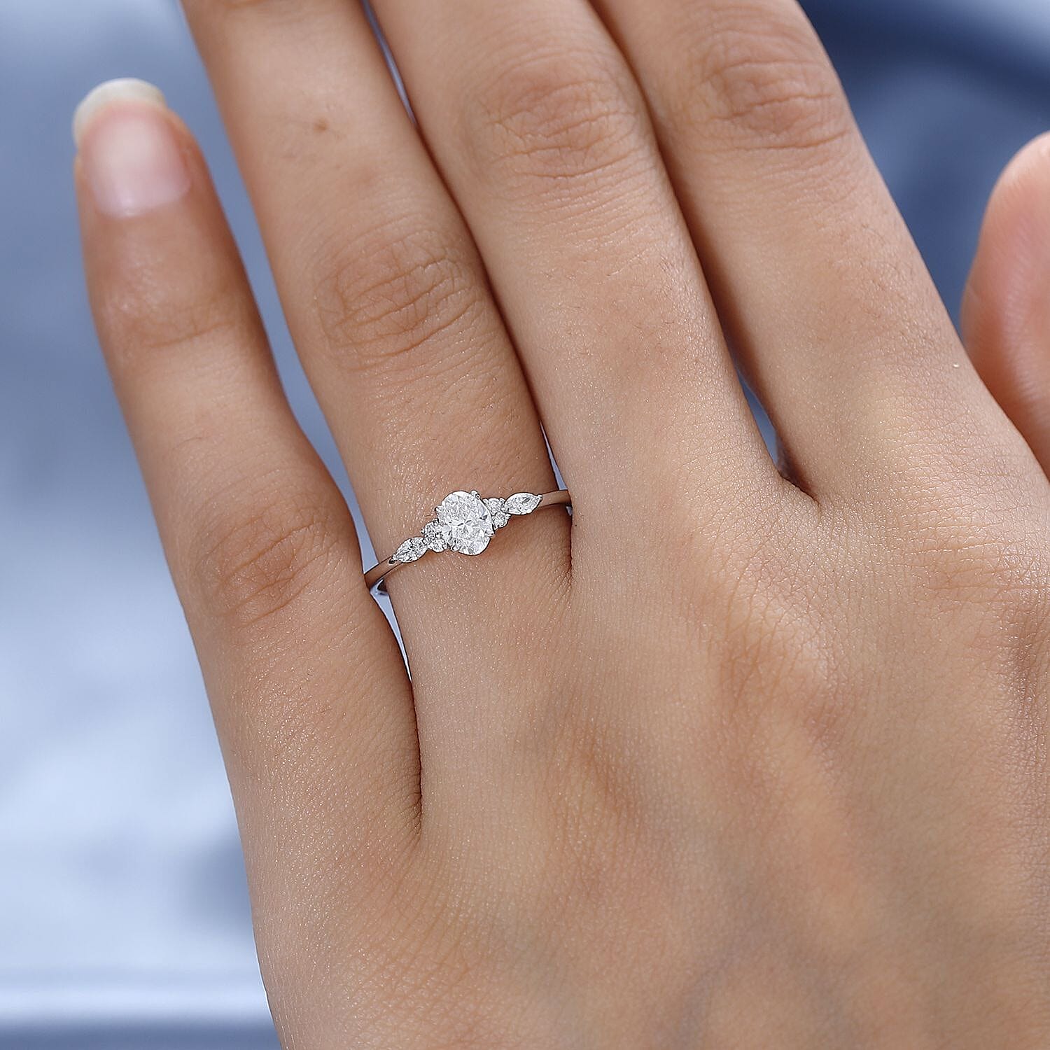 ILIANA - 18K W Gold IGI Certified Diamond (SI-G-H) Ring 0.50 Ct