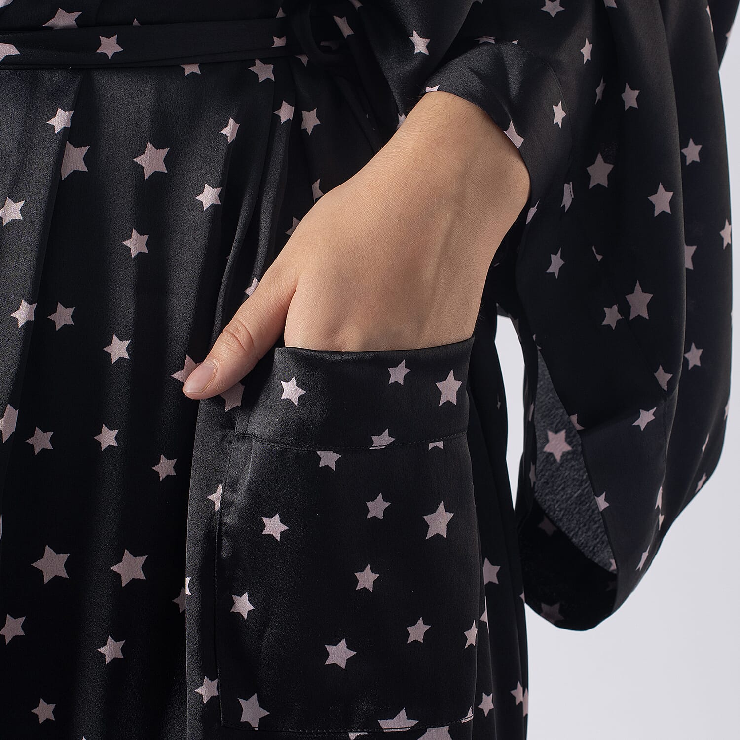 Robe with Eye Mask & Scrunchy (One Size) - Beige