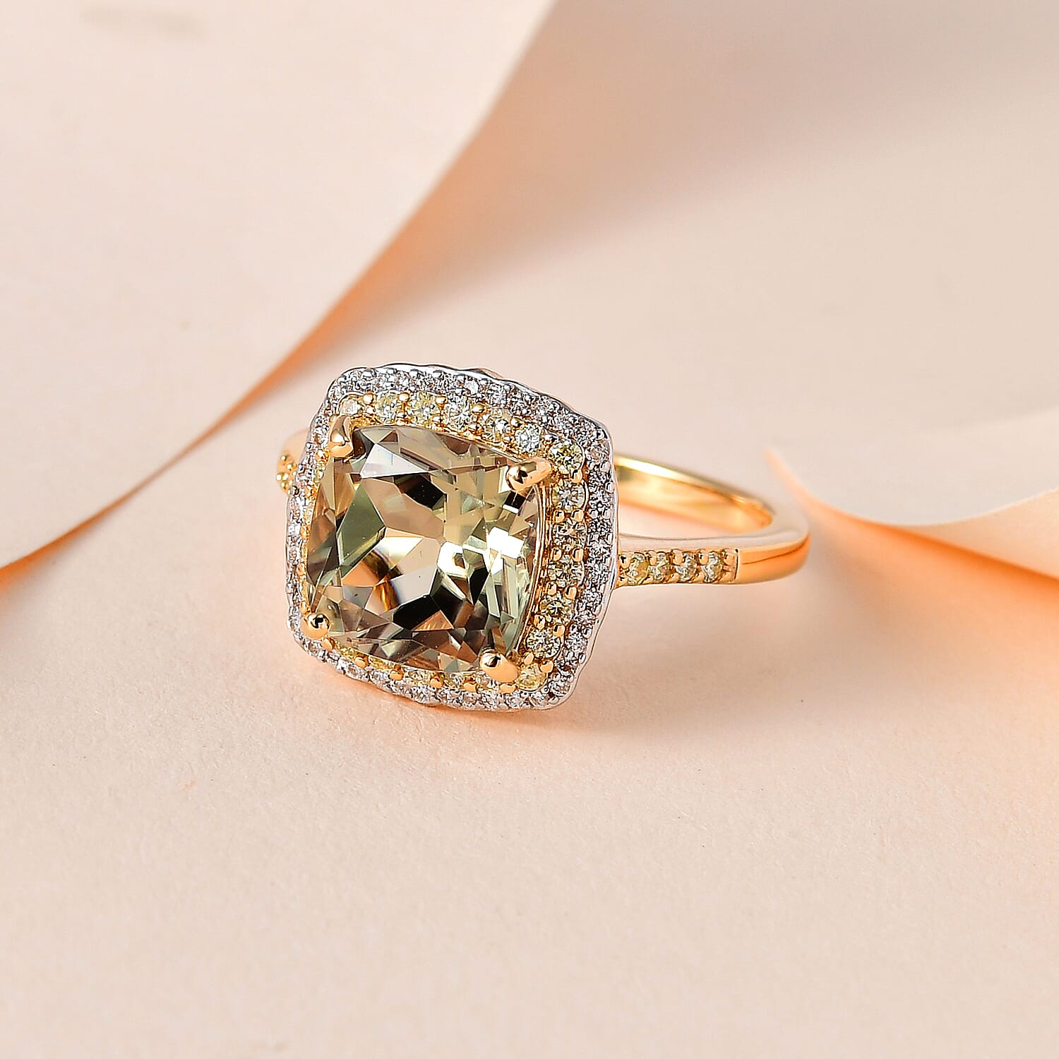 18K Yellow Gold  AAA Turkizite, Natural Yellow Diamond & White Diamond (GH-SI) Ring 4.00 Ct.