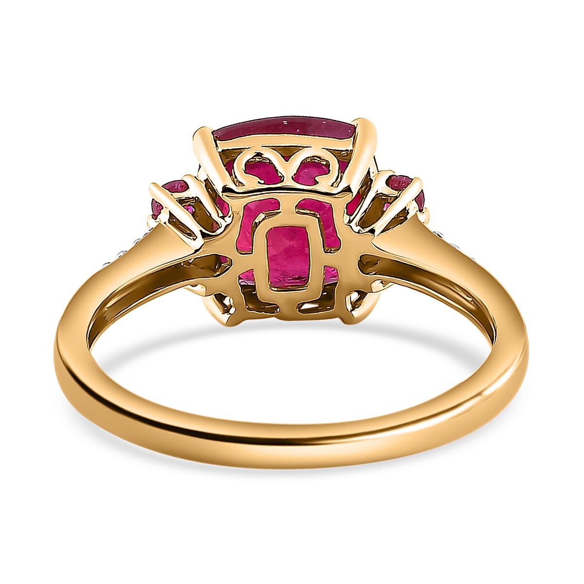 9K Yellow Gold Ruby & Moissanite Ring 3.81 Ct