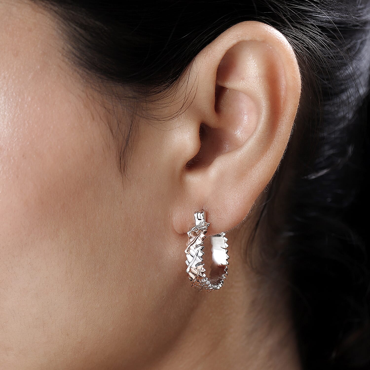 18K Vermeil Rose Gold and Platinum Plated Sterling Silver Hoop Earrings, Silver Wt. 6.73 Gms