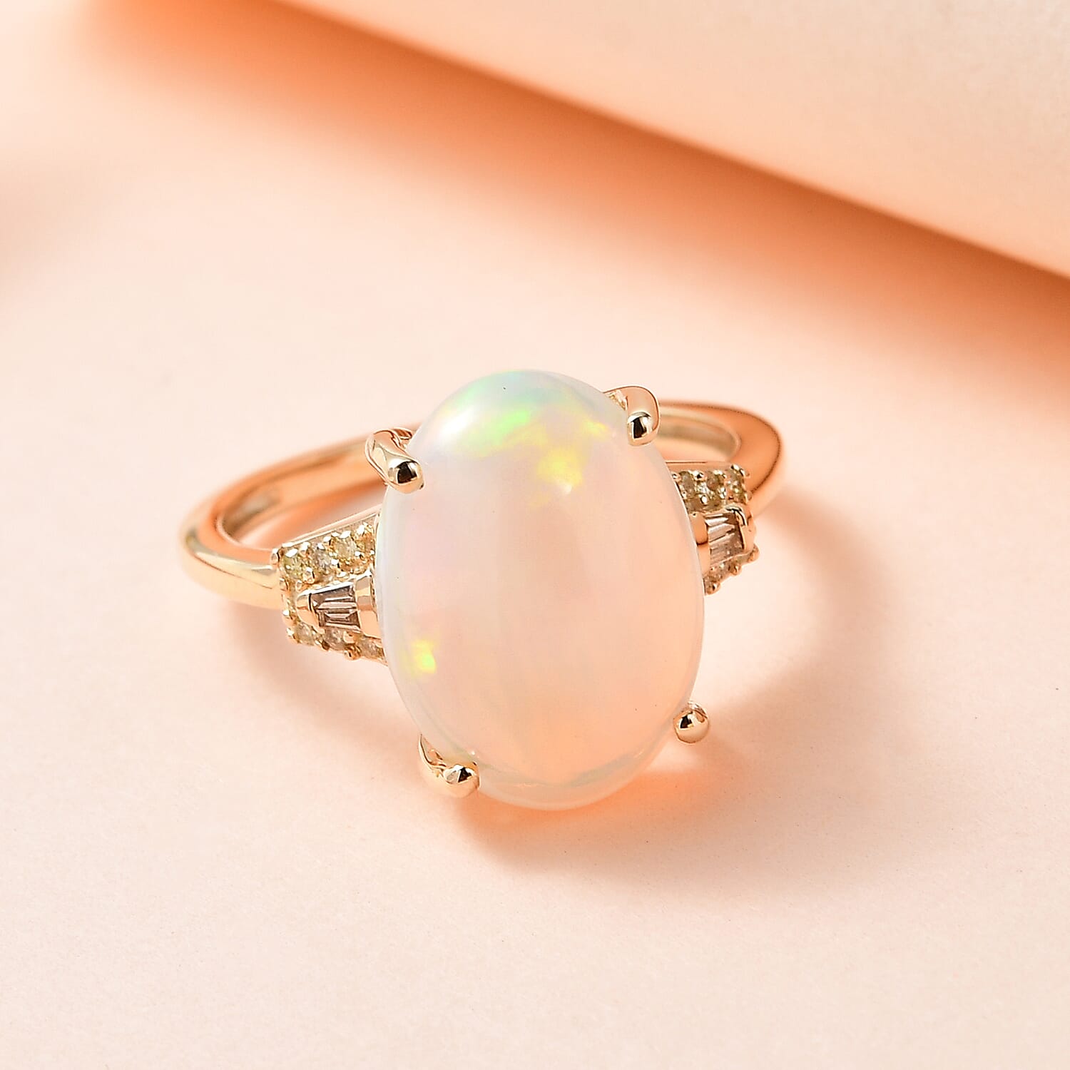 9K Yellow Gold Ethiopian Welo Opal & Natural Yellow Diamond Solitaire Ring 3.98 Ct
