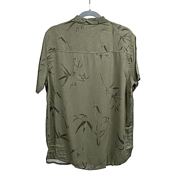 https://tjcuk.sirv.com/Products/75/6/7566246/Leaf-Print-Half-Sleeves-Mens-Shirt-Size-M-Khaki_7566246_1.jpg?w=342&h=342