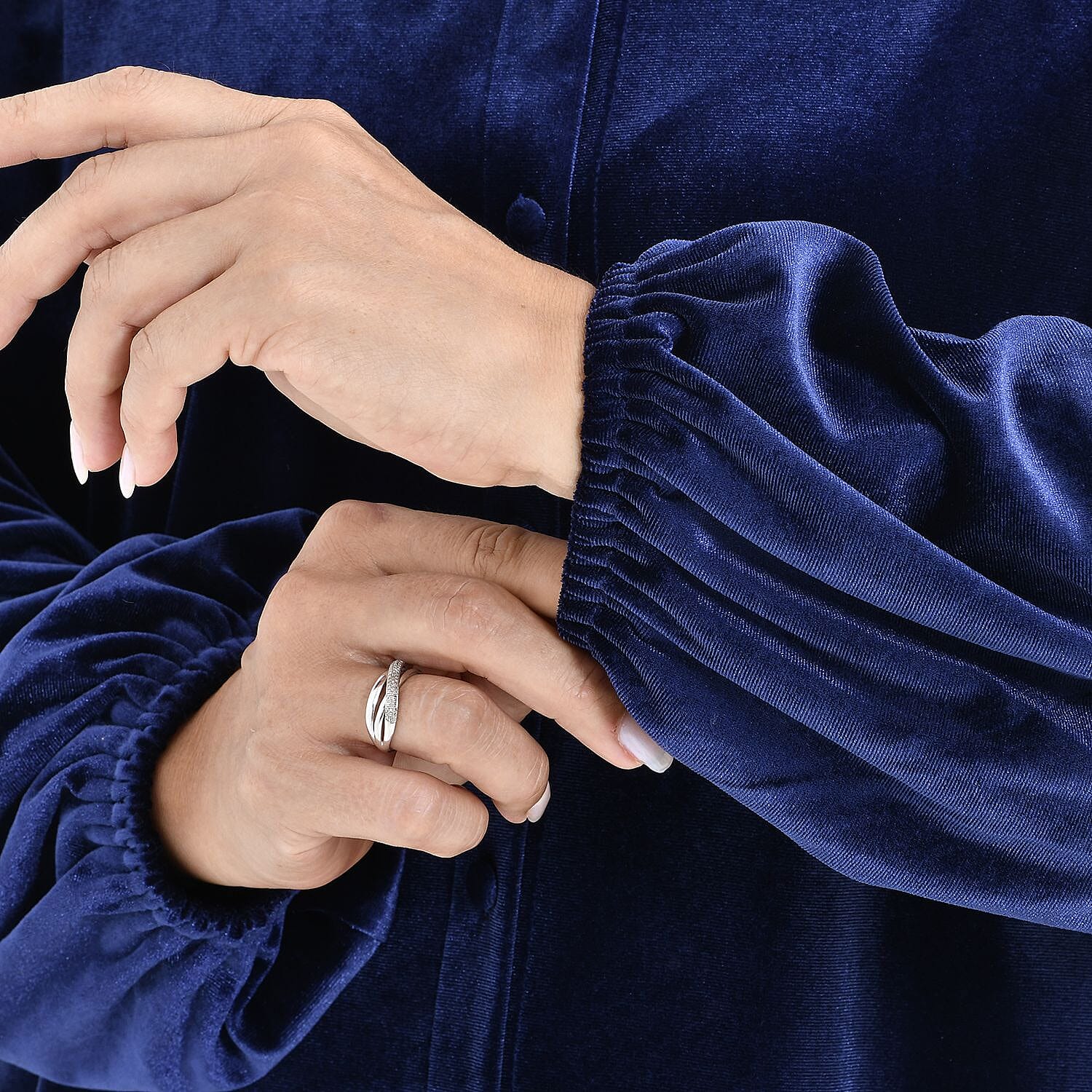 Tamsy Velvet Shirt - Black