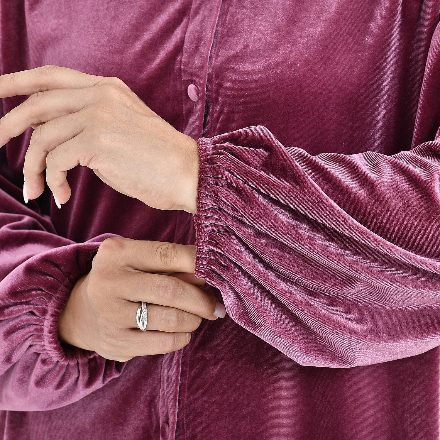 Tamsy Velvet Shirt - Black