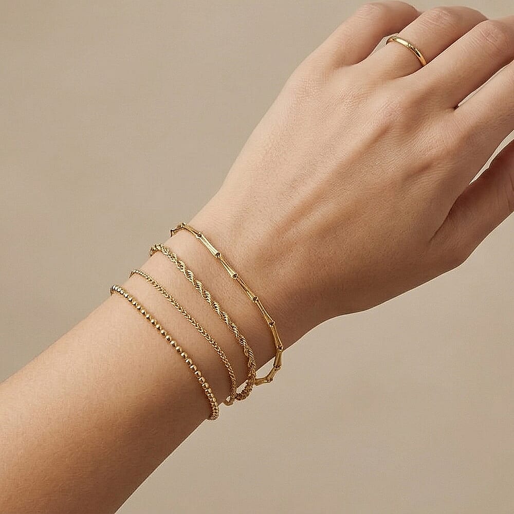 9K Yellow Gold  Bracelet (Size - 7),  Gold Wt. 0.6 Gms