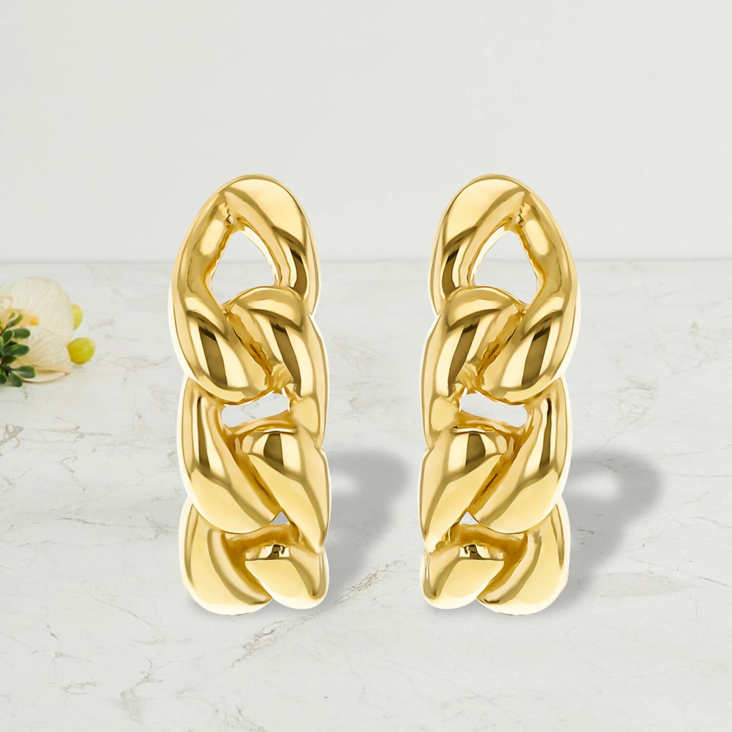 9K Yellow Gold  Earring,  Gold Wt. 1.5 Gms